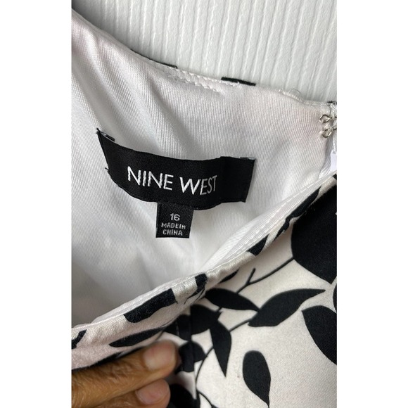 Nine West Casual Dress wedding Dress Flowers - Picture 6 of 6